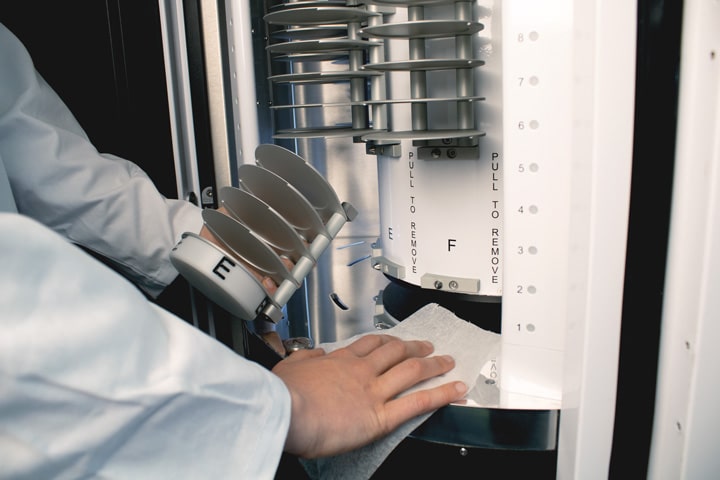 ScanStation：使用可拆卸支架可轻松完成消毒